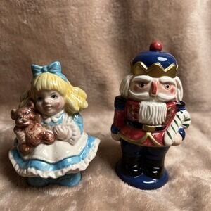 Fitz Floyd Vintage 1992 Nutcracker and Girl Salt and Pepper Shakers Set Blue Red